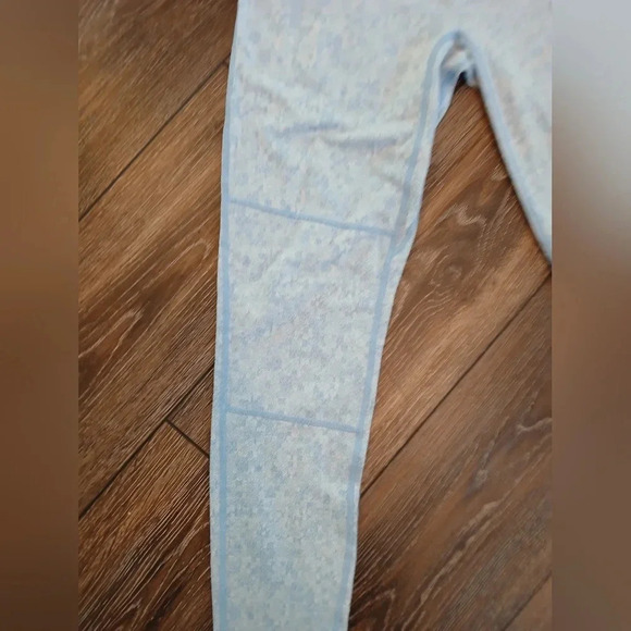 Gymshark Dry fleur texture women's size M Malibu blue athleisure athletic pants - Picture 5 of 8